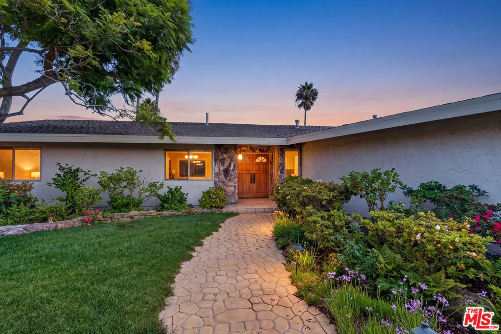 Single Family Residence for rent at 23907 Malibu Knolls Road, Malibu, CA featuring 3 beds and 3 baths