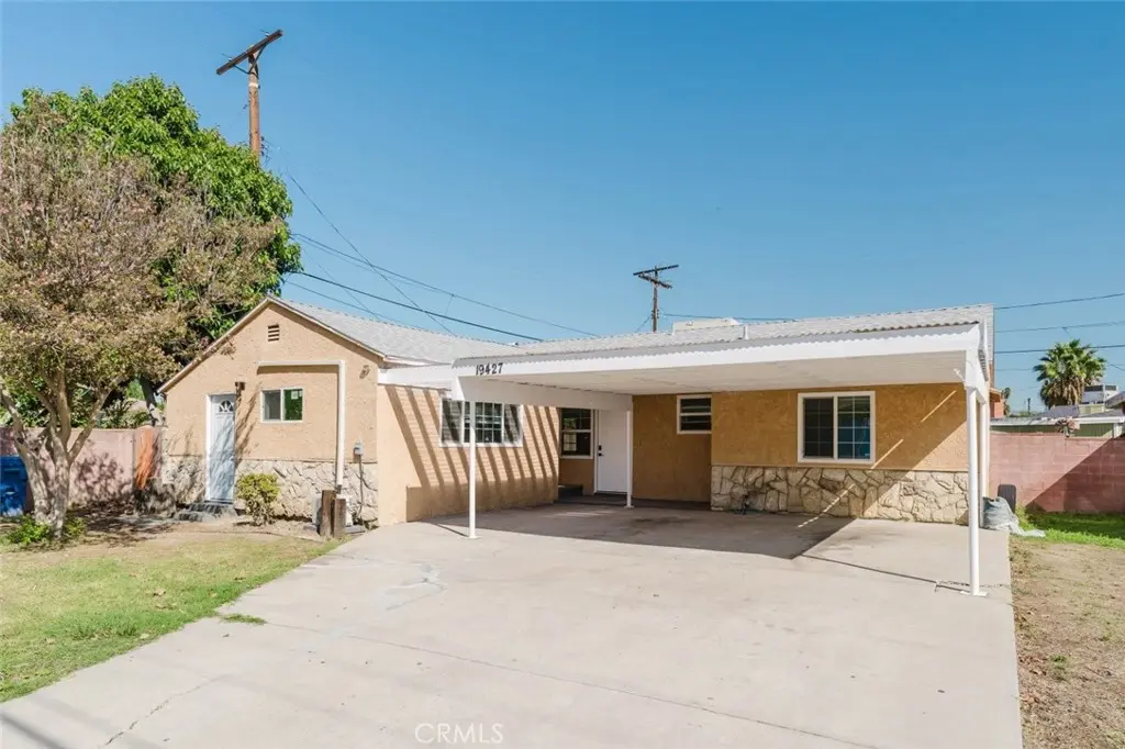19427 Hart Street, Reseda, CA — listing photo 1