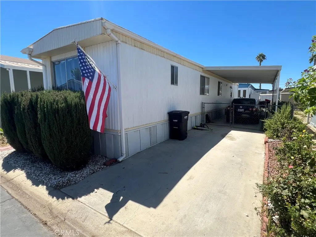 1150 N Kirby Street 53, Hemet, CA — listing photo 1