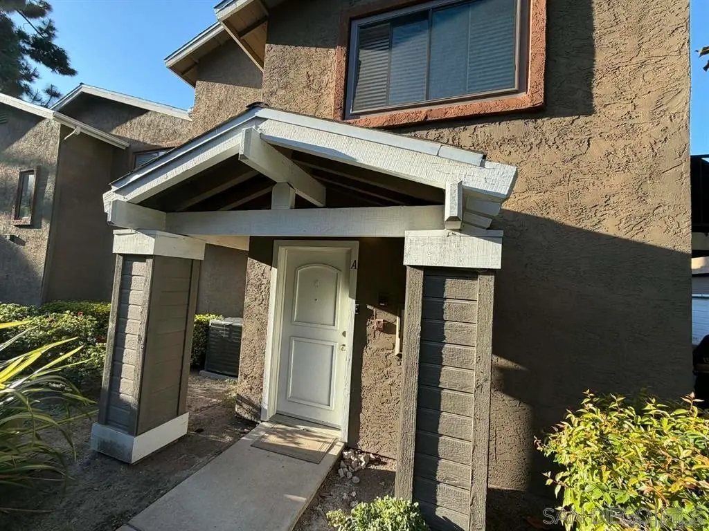 Single Family Residence for rent at 1512 Concord Way A, Chula Vista, CA featuring 2 beds and 2 baths