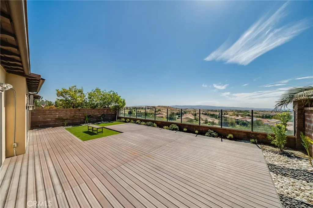 Single Family Residence for rent at 143 Chronology, Irvine, CA featuring 4 beds and 4 baths