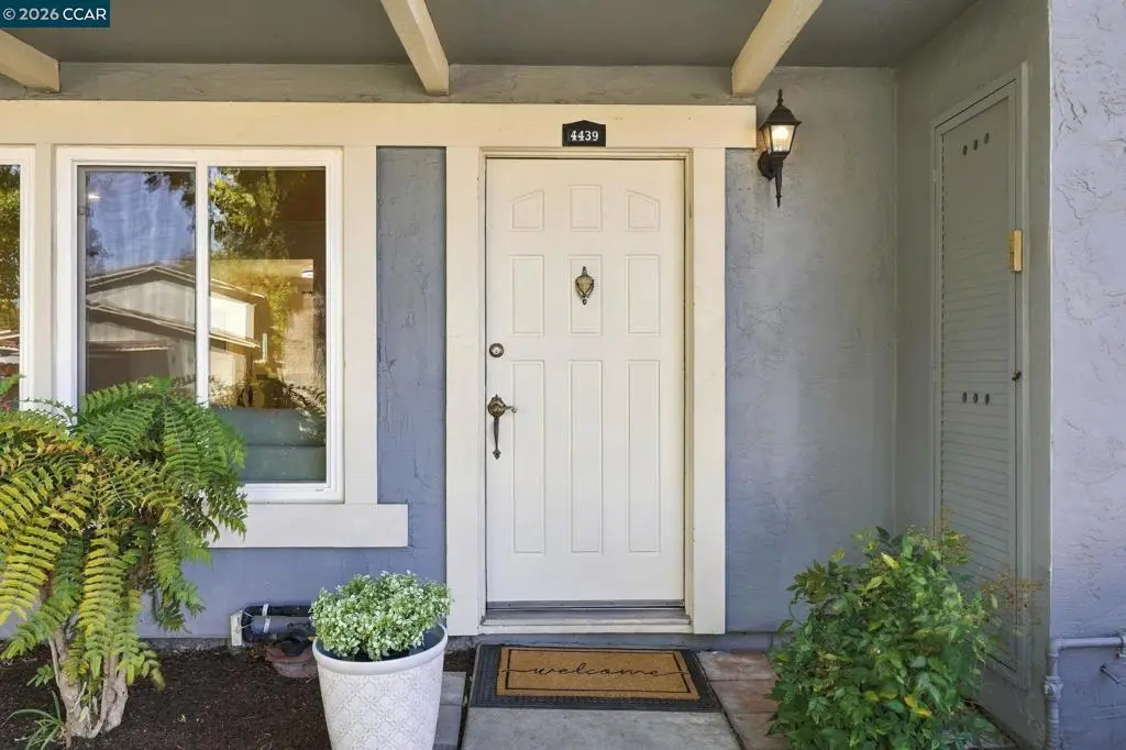 4439 Yuma Ct, Pleasanton, CA — listing photo 1