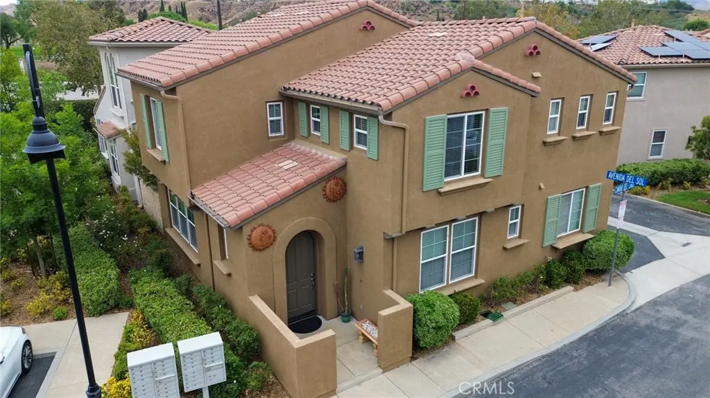 31771 Avenida Del Sol, Castaic, CA — listing photo 1