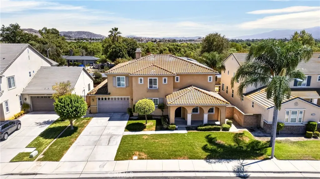 Single Family Residence for sale at 8122 River Bluffs, Eastvale, CA featuring 6 beds and 5 baths