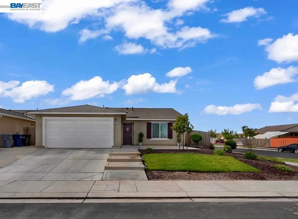Single Family Residence for sale at 698 Keng Crt., Merced, CA featuring 3 beds and 2 baths