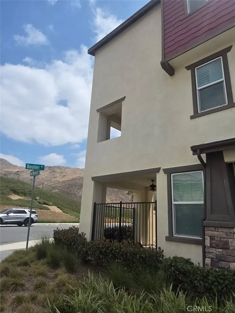 3891 Boulder, Jurupa Valley, CA — listing photo 1