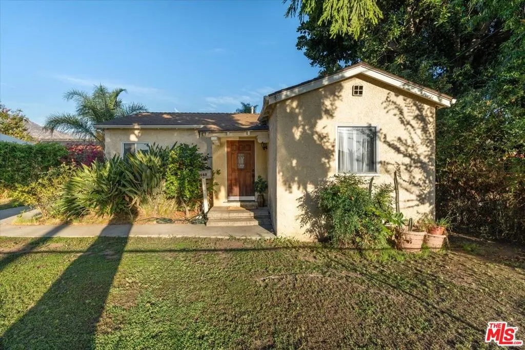 2548 Casitas Avenue, Altadena, CA — listing photo 1