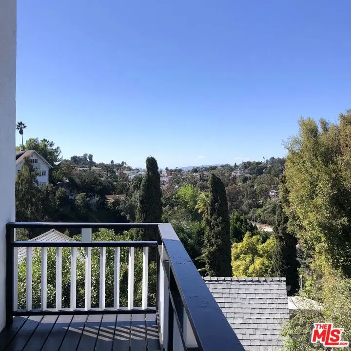2225 1/2 Lake Shore Avenue, Los Angeles, CA — listing photo 1