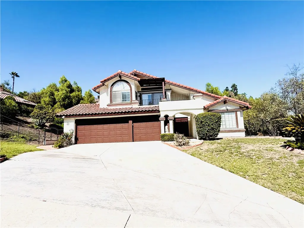 49 Westbrook, Pomona, CA — listing photo 1