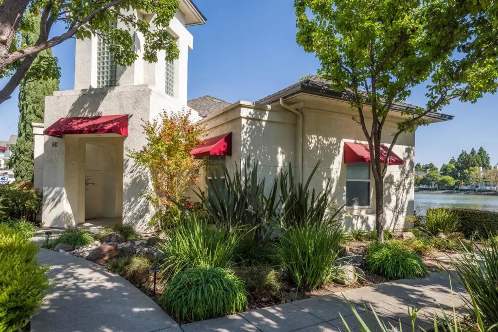 500 Baltic Circle 524, Redwood City, CA — listing photo 1