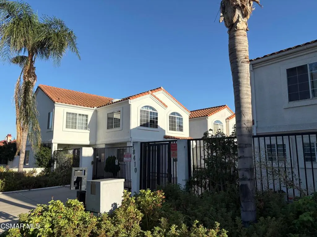 18410 Keswick Street 5, Reseda, CA — listing photo 1