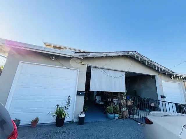 341 Dumbarton Avenue, Redwood City, CA — listing photo 1
