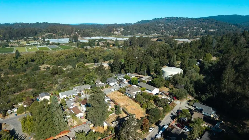 32 Crow Avenue, Watsonville, CA — listing photo 1