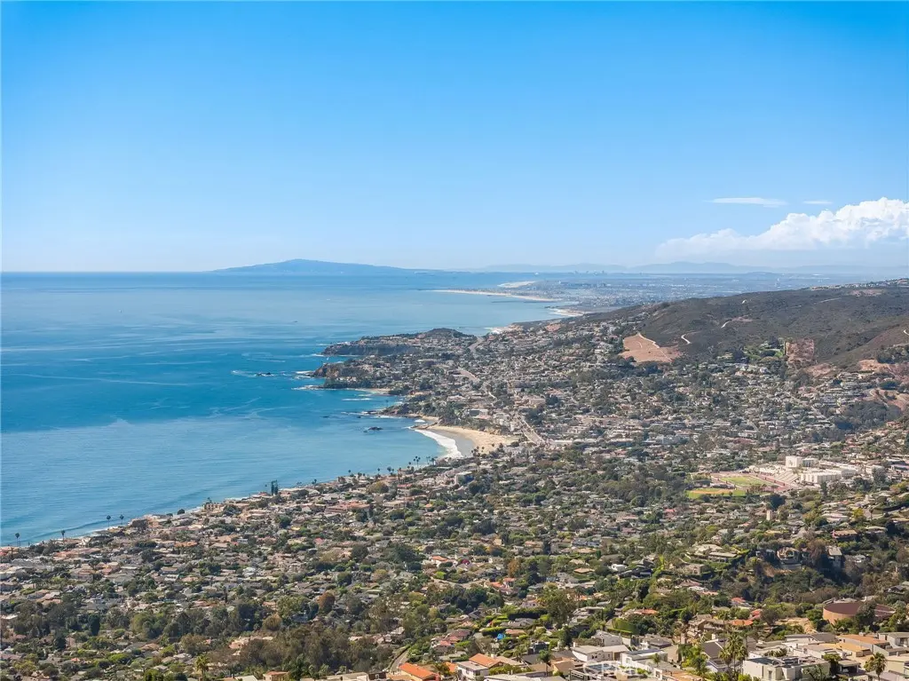 896 Quivera, Laguna Beach, CA — listing photo 1