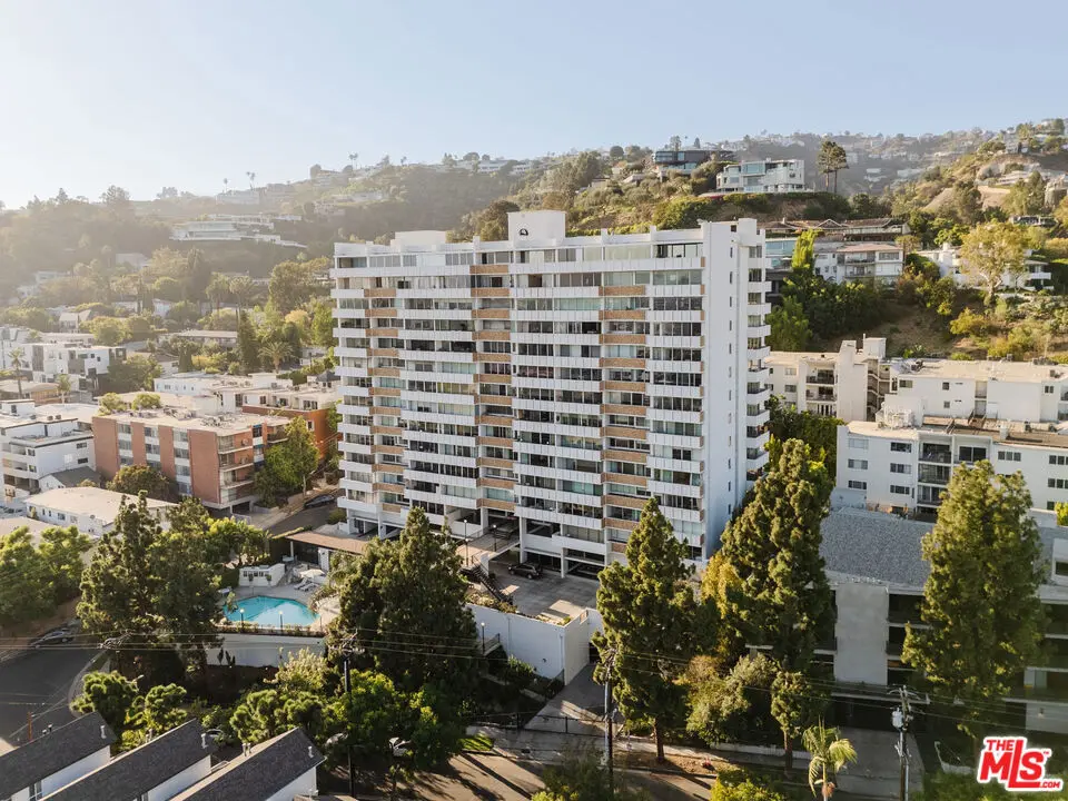 8787 Shoreham Drive 407, West Hollywood, CA — listing photo 1