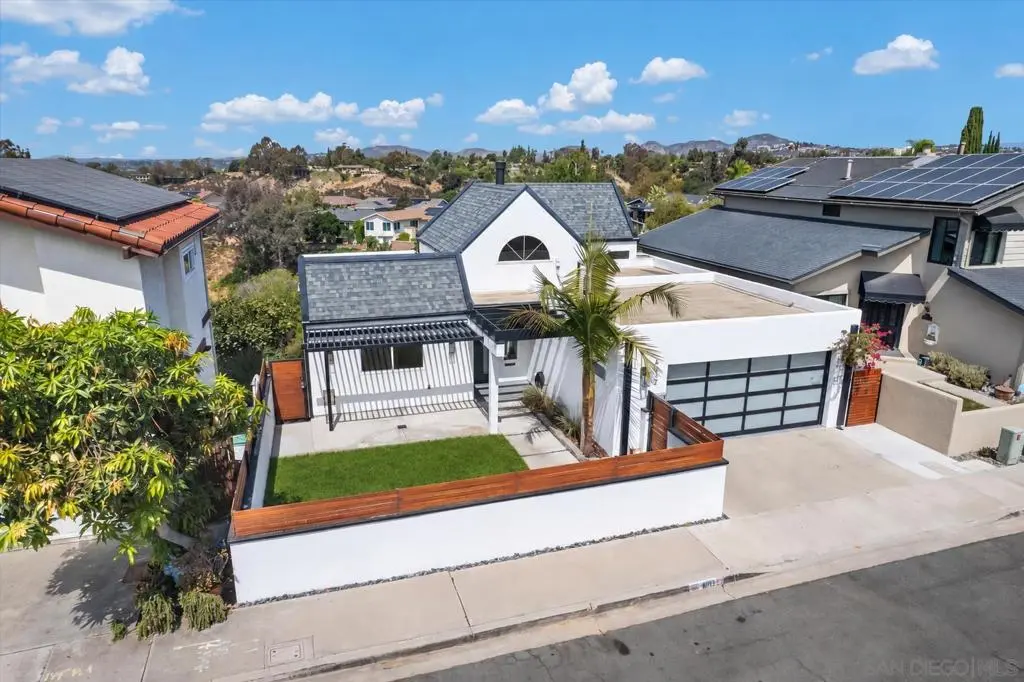Single Family Residence for rent at 4612 Janet, San Diego, CA featuring 4 beds and 3 baths