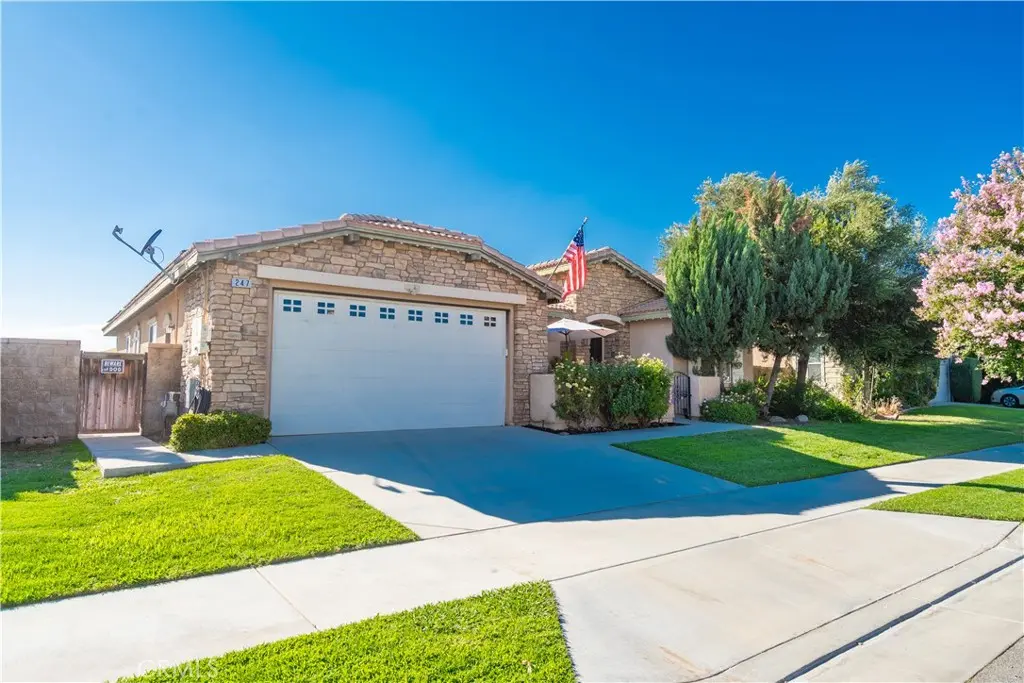247 Appaloosa, Hemet, CA — listing photo 1