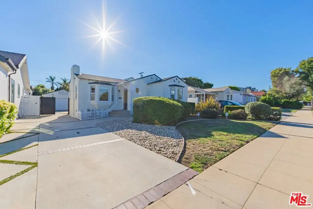 Single Family Residence for rent at 2551 S Bentley Avenue, Los Angeles, CA featuring 3 beds and 2 baths