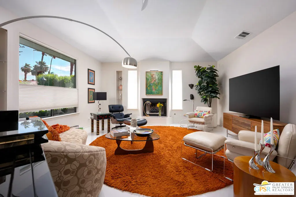 Single Family Residence for sale at 33 Del Rey, Rancho Mirage, CA featuring 3 beds and 4 baths