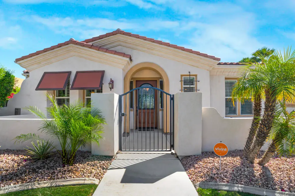2250 N Hermosa Drive, Palm Springs, CA — listing photo 1