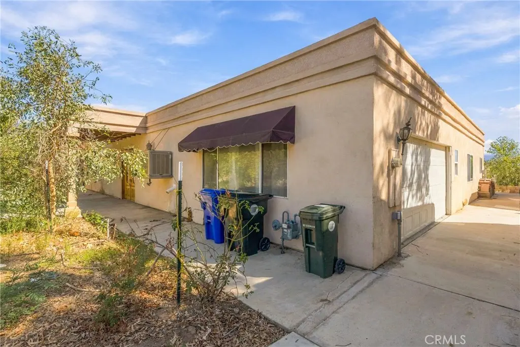 20057 Rancherias, Apple Valley, CA — listing photo 1