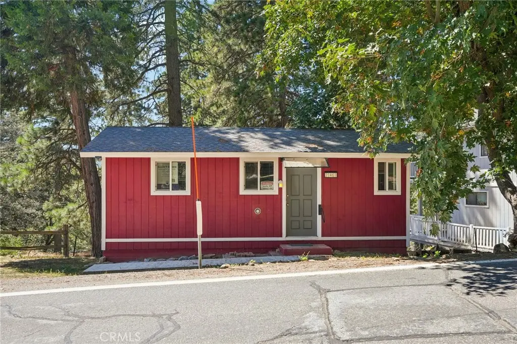 21461 Crest Forest, Cedarpines Park, CA — listing photo 1
