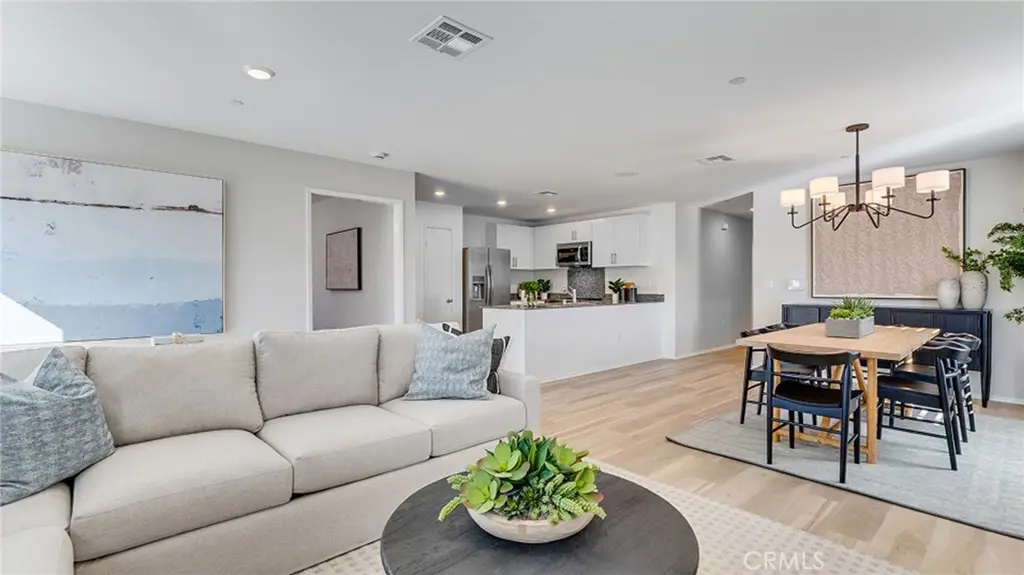 14381 Aurora Court, Hesperia, CA — listing photo 1