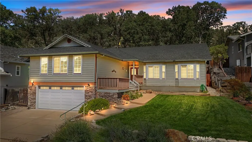 19516 Mountain Meadow N. N, Hidden Valley Lake, CA — listing photo 1