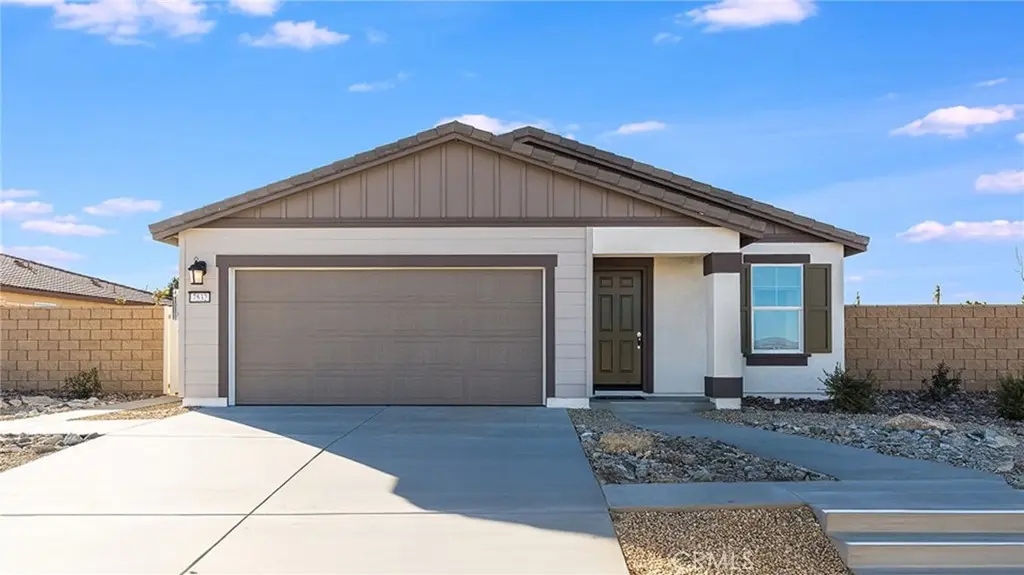 7532 Princeton Avenue, Hesperia, CA — listing photo 1