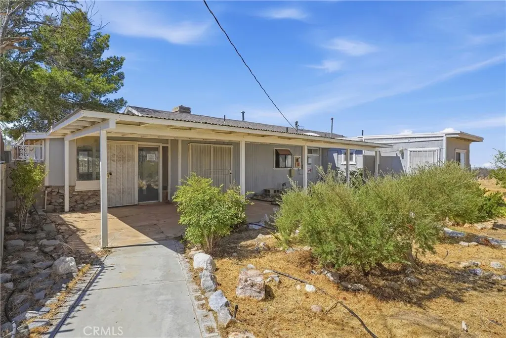 11221 Valle Vista, Phelan, CA — listing photo 1