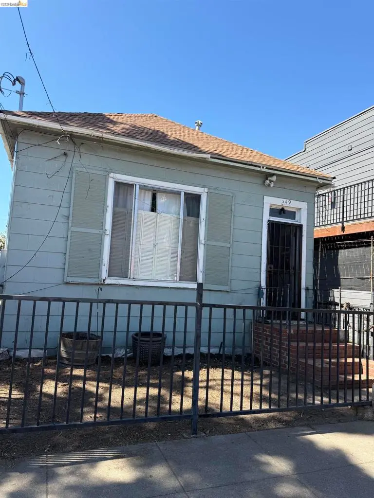 Single Family Residence for sale at 249 15Th St, Richmond, CA featuring 2 beds and 1 bath