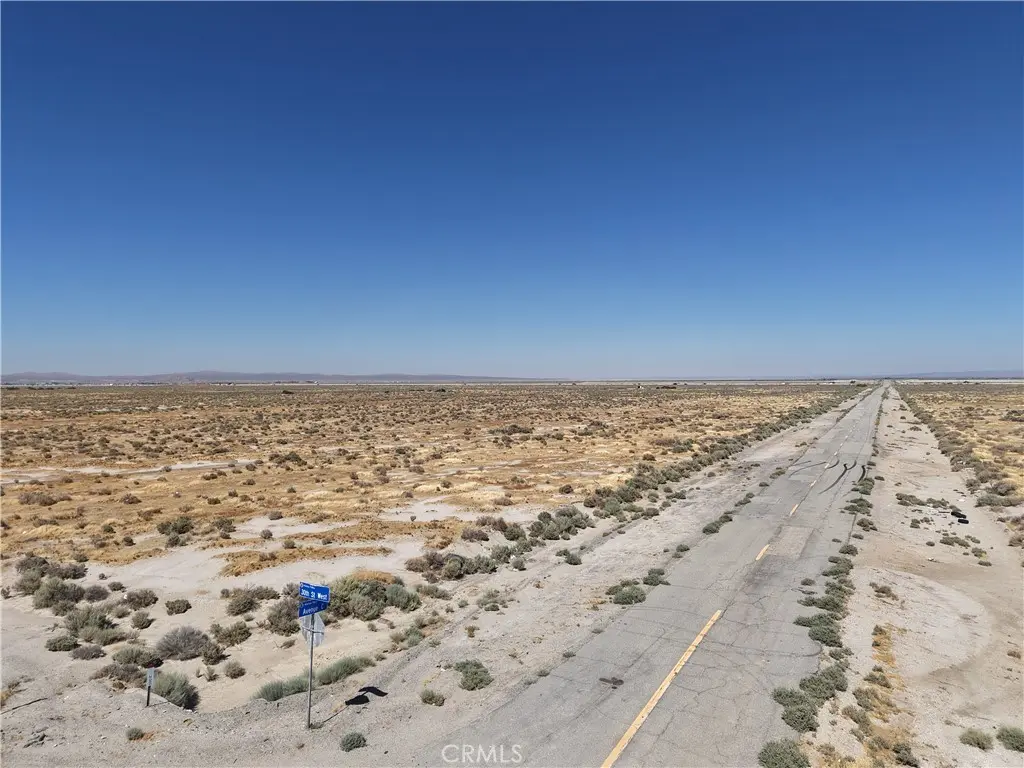 1 VIC AVE B12 27 STW, Lancaster, CA — listing photo 1
