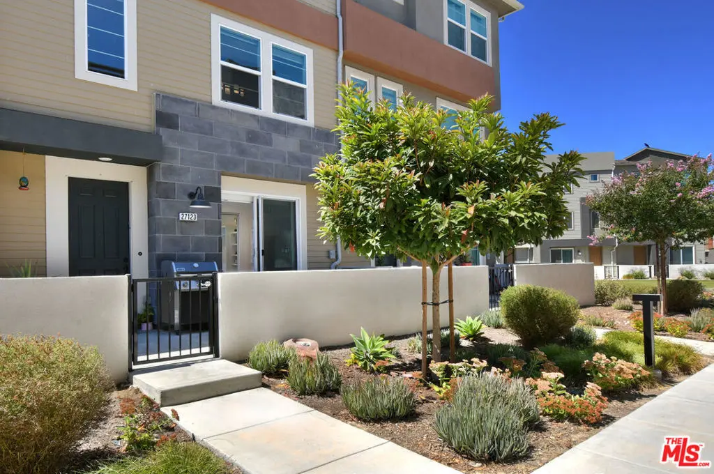 27123 Red Tail Place, Valencia, CA — listing photo 1