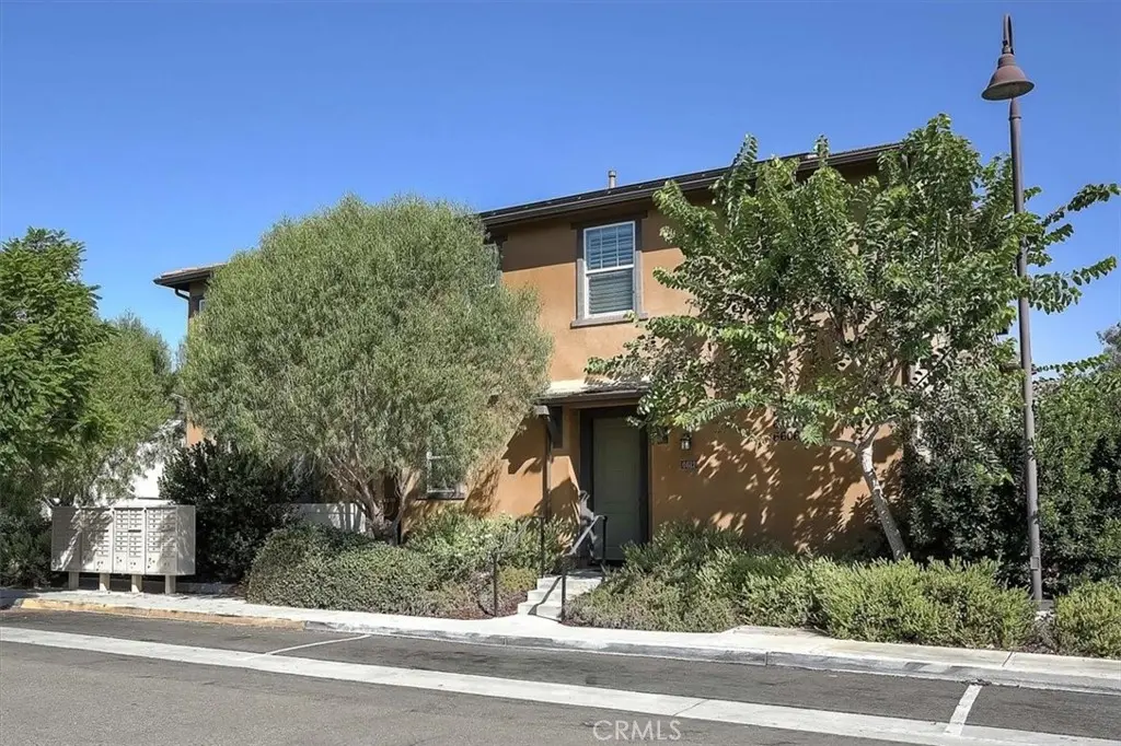Townhouse for sale at 6612 Calle Koral, Goleta, CA featuring 3 beds and 3 baths