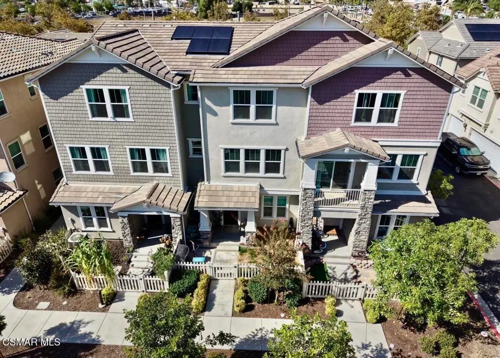 Condominium for sale at 519 Coconut Lane, Fillmore, CA featuring 3 beds and 3 baths
