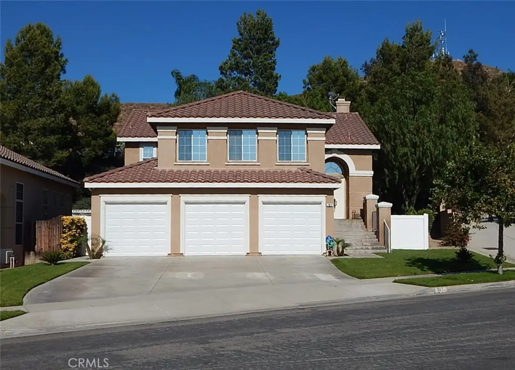 Single Family Residence for rent at 787 Villa Montes, Corona, CA featuring 4 beds and 3 baths