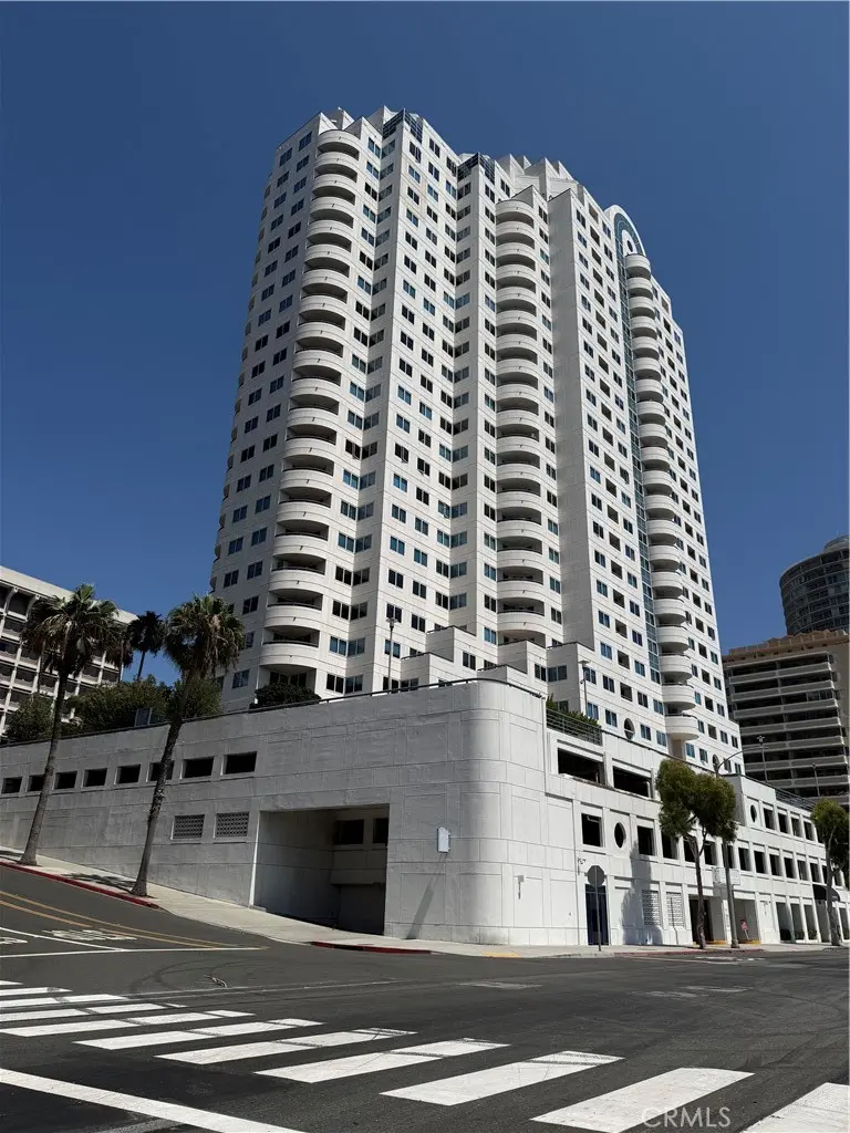 Apartment for rent at 525 E Seaside 809, Long Beach, CA featuring 2 beds and 2 baths