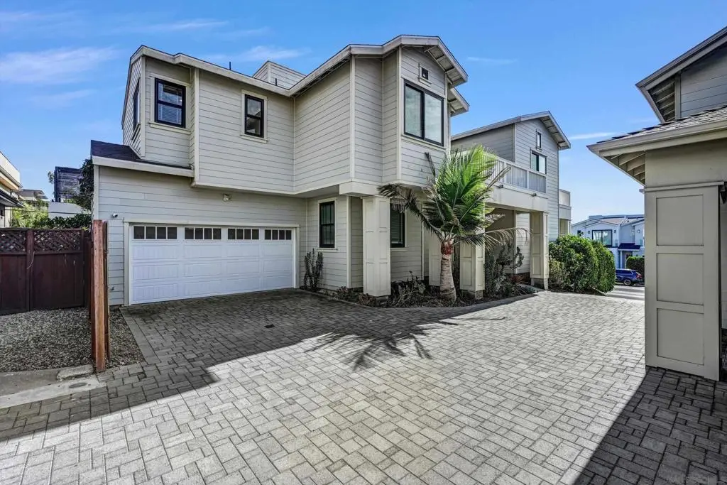 7209 Fay Ave, La Jolla, CA — listing photo 1