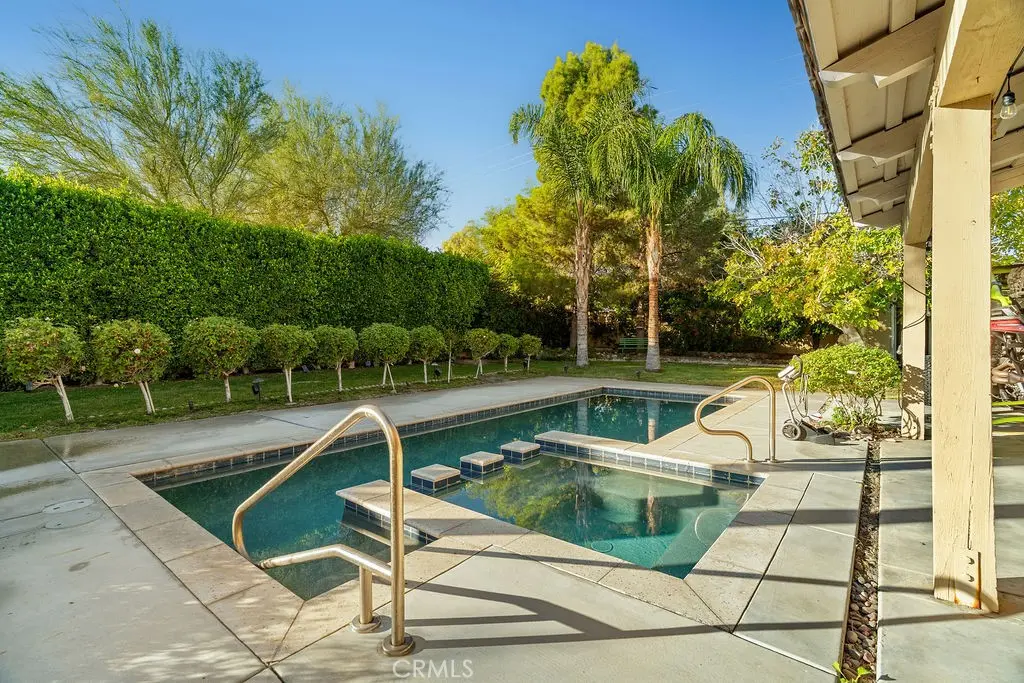 1820 E Racquet Club, Palm Springs, CA — listing photo 1