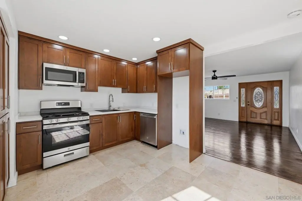 2473 Highland Ave., San Diego, CA — listing photo 1