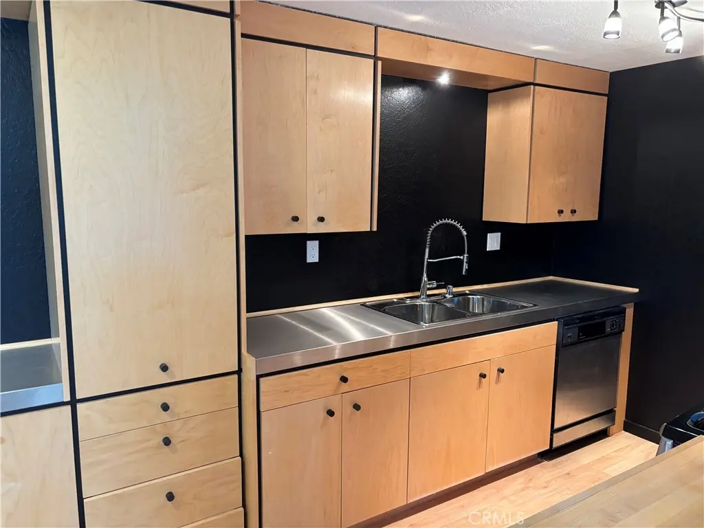 Condominium for rent at 1000 Central 30, Riverside, CA featuring 2 beds and 2 baths