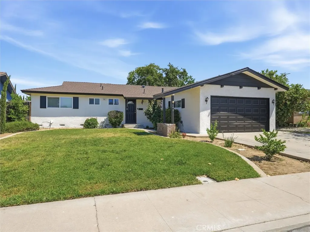 Single Family Residence for sale at 649 W Ashcroft, Clovis, CA featuring 3 beds and 2 baths
