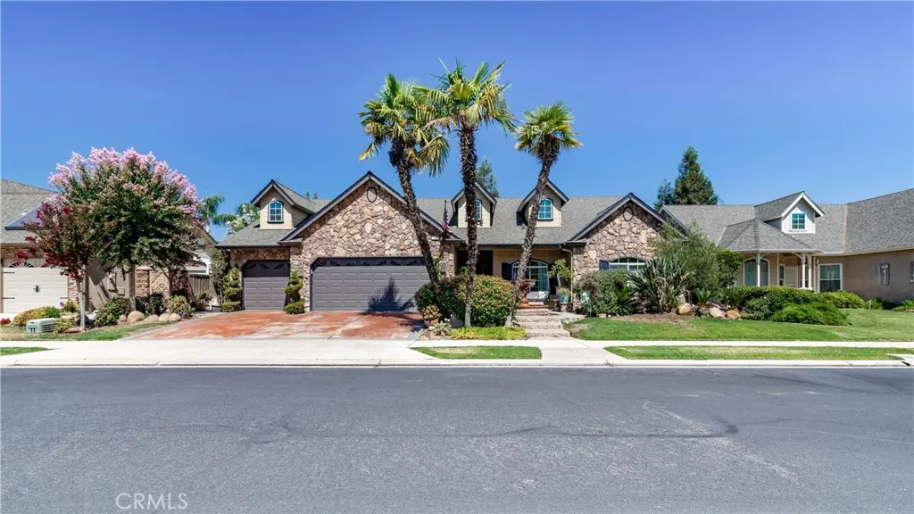 Single Family Residence for sale at 197 Moody, Clovis, CA featuring 3 beds and 3 baths