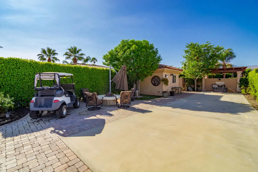Mobile Home for sale at 80501 Avenue 48 265, Indio, CA and 1 bath