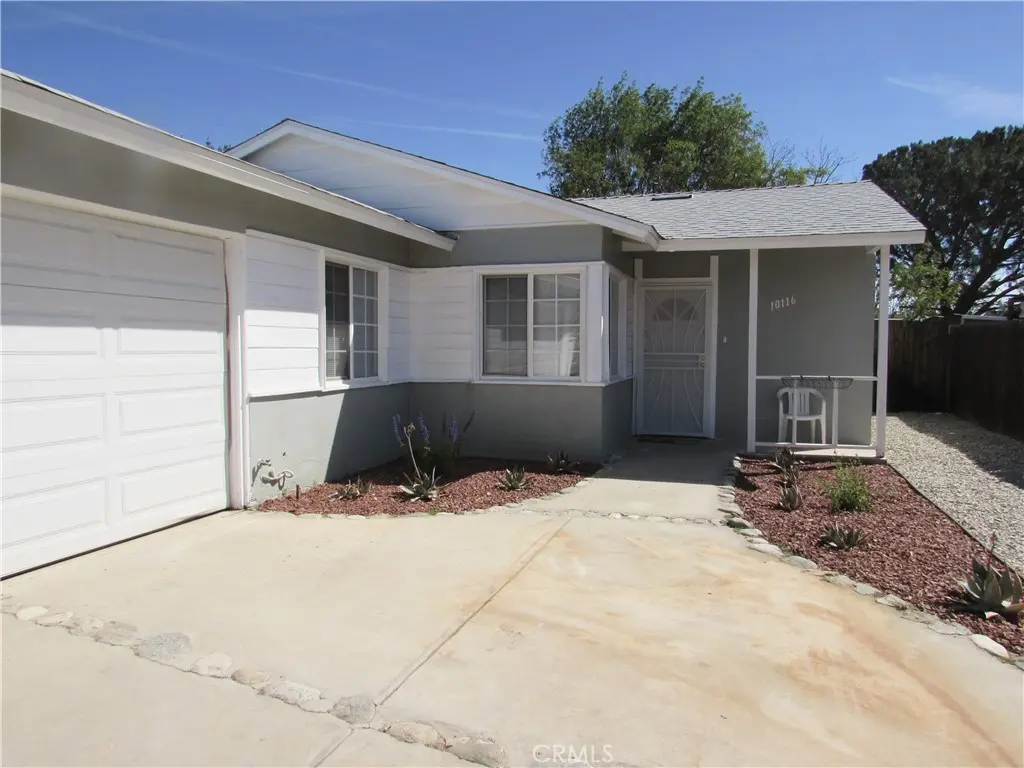10116 Owensmouth, Chatsworth, CA — listing photo 1