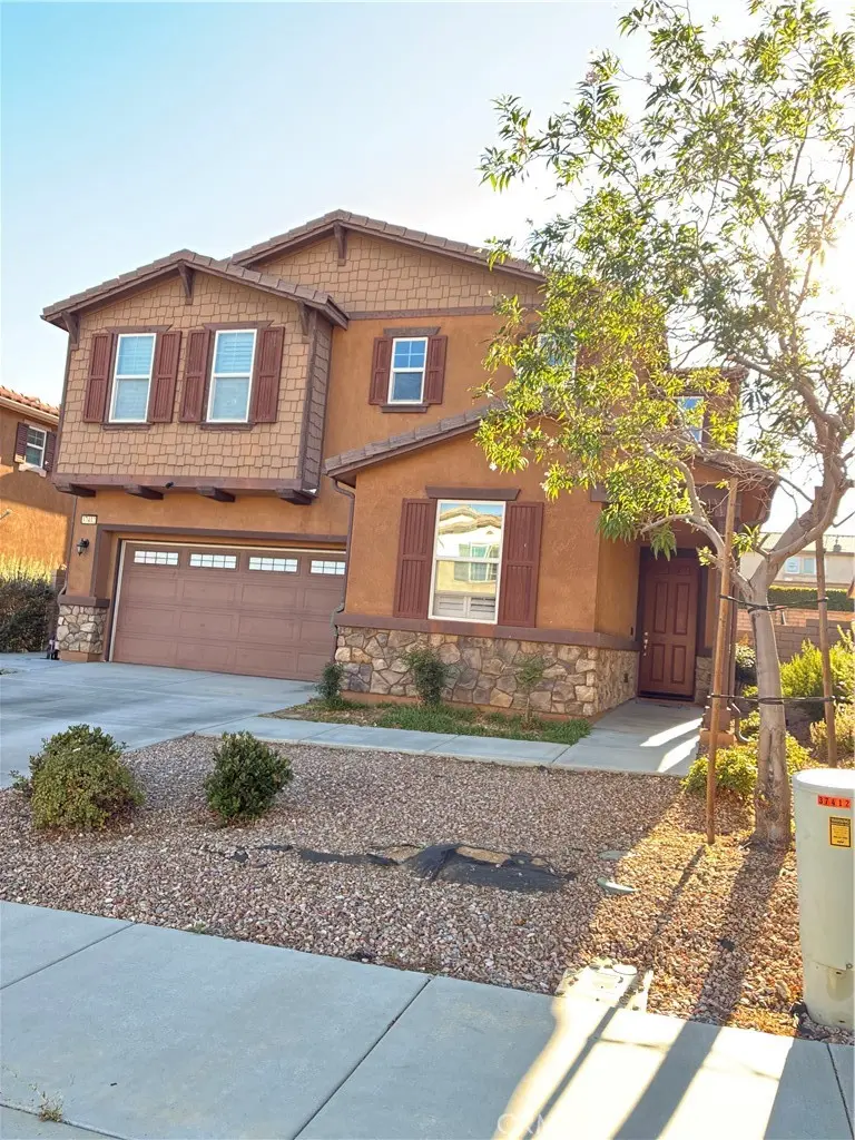 37412 Butternut Lane, Palmdale, CA — listing photo 1