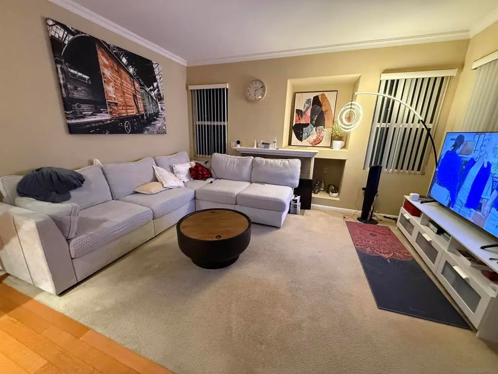 Single Family Residence for rent at 10910 Serafina Ln 54, San Diego, CA featuring 2 beds and 2 baths