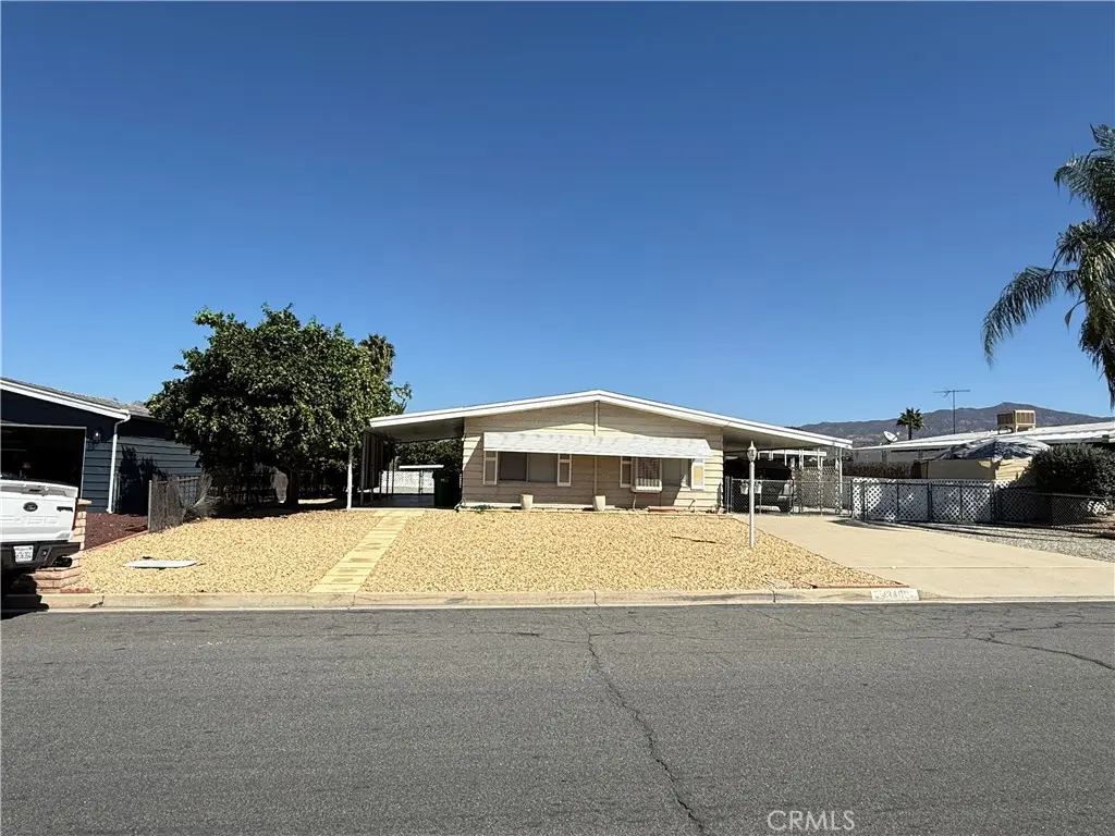 Residential for sale at 43400 Olive, Hemet, Riverside County, CA featuring 2 beds and 2 baths