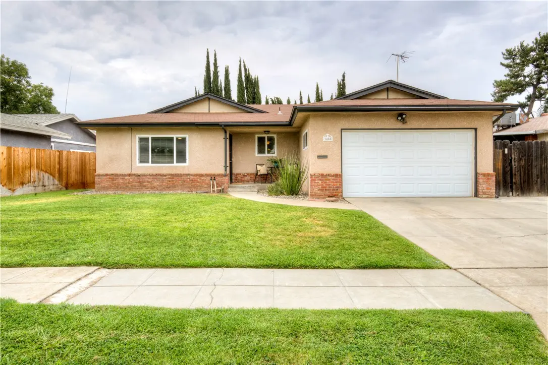 Single Family Residence for sale at 1488 E Los Altos, Fresno, CA featuring 3 beds and 2 baths