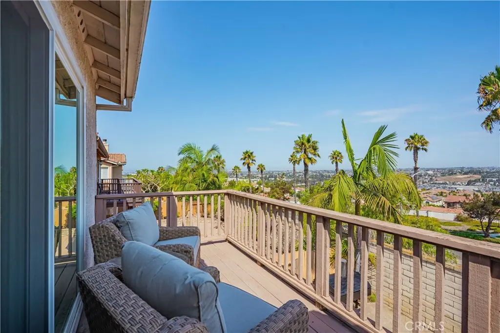 4856 Ebbtide, San Diego, CA — listing photo 1